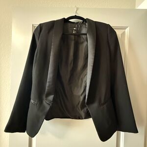 H&M Black Women's Blazer with Satin Lapel Size 4